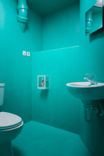 DAMIEN HIRST ACTION FIGURE